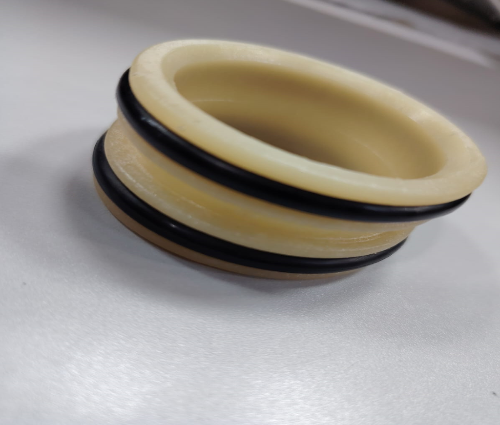 WATER PUMP CONNECTOR