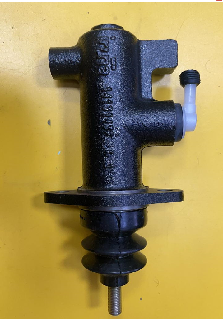 MASTER CYLINDER IRUNA MADE IN SPAIN