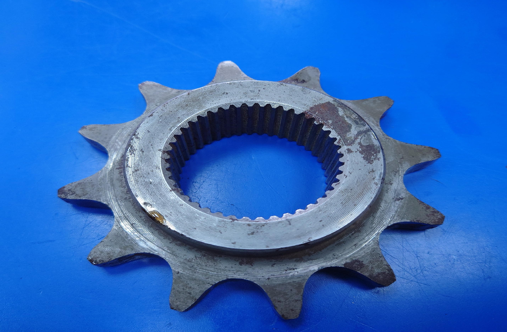 DRIVE MOTOR SPROCKET GEAR