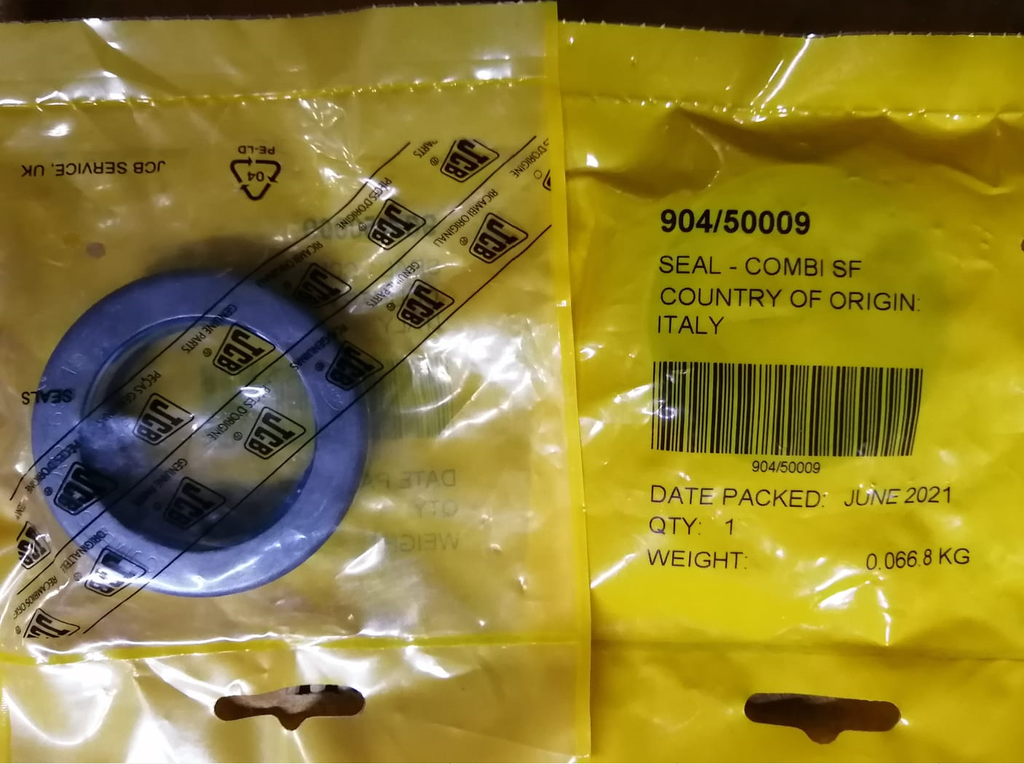 OIL SEAL AXLE HUB SIDE