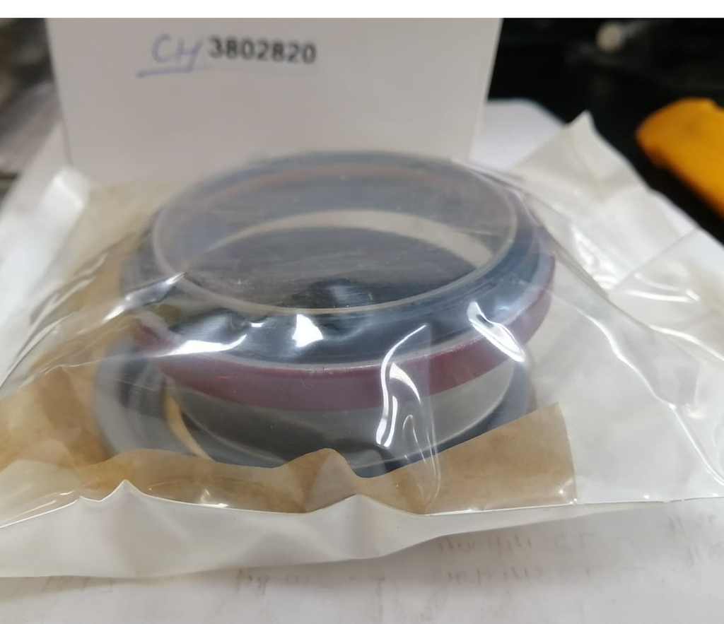 FRONT CRANKSHAFT SEAL KIT