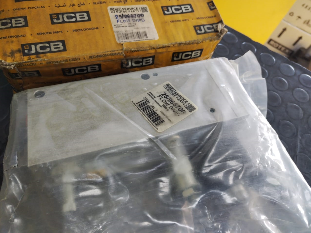 VALVE PRIORITY FLOW DIVIDER