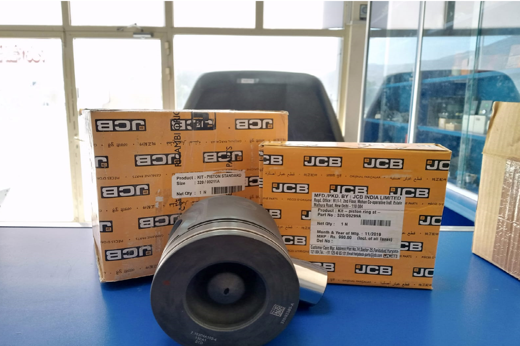 PISTON WITH RING KIT STD