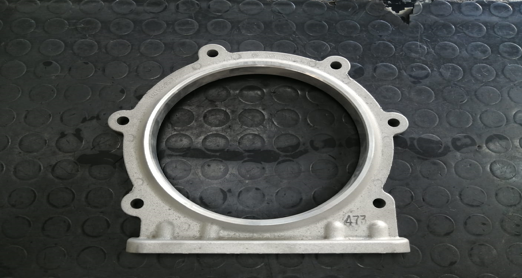 HOUSING REAR SEAL