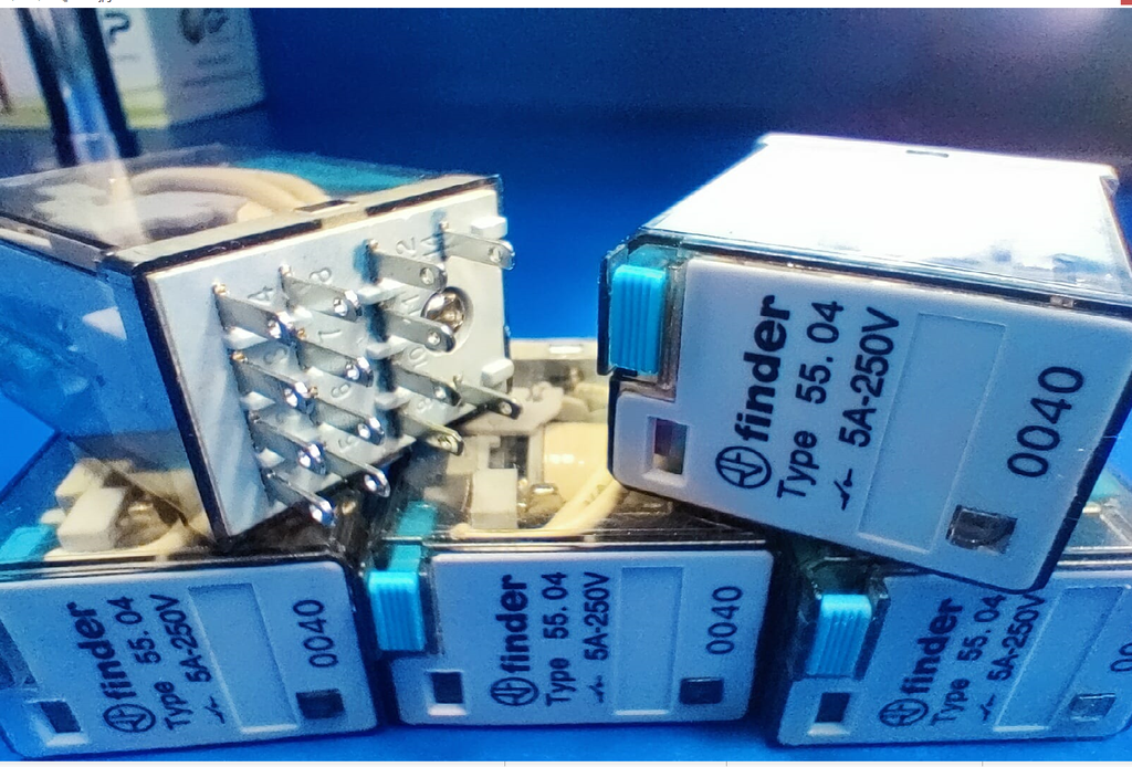 RELAY 8 PIN 12A 24V DC