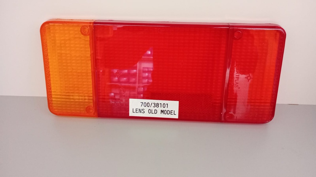 LENS COVER REAR LAMP LEFT HAND