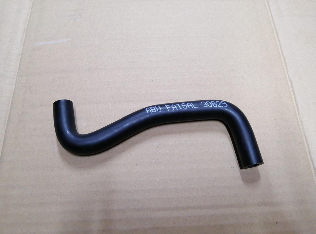 BREATHER HOSE