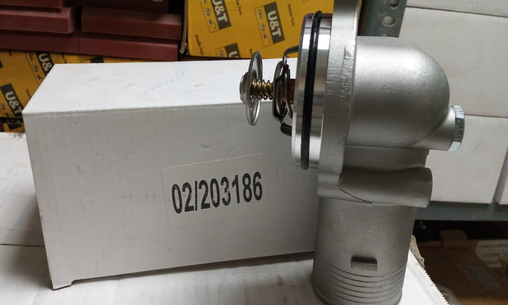 THERMOSTAT CONNECTION RIGHT SIDE