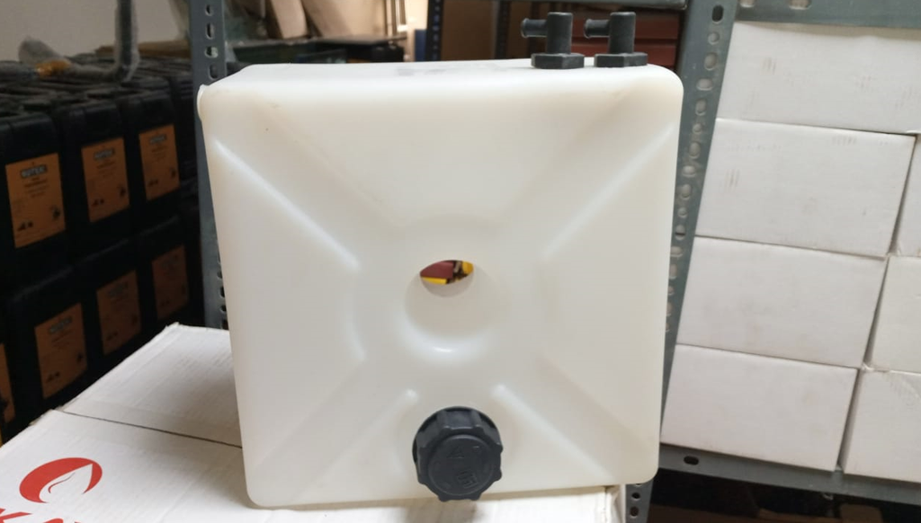 EXPANSION TANK