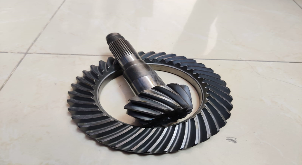 CROWN PINION 13/38