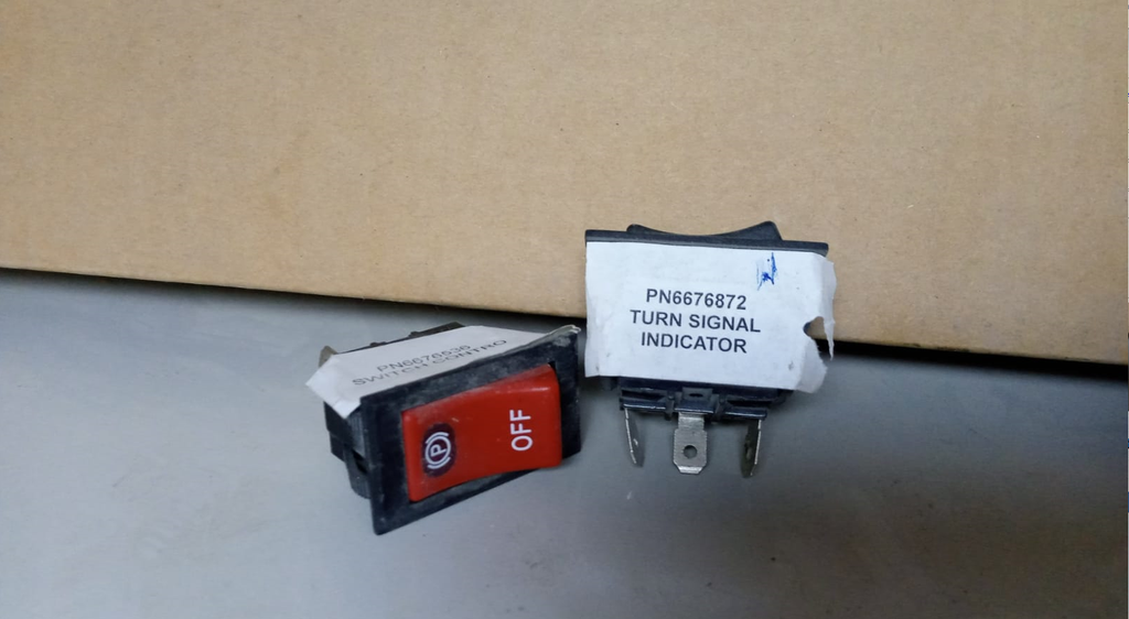 TURN SIGNAL INDICATOR