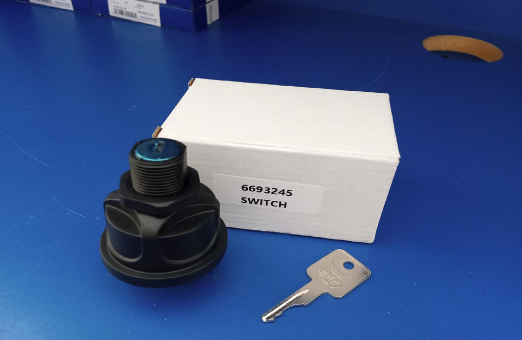 IGNITION SWITCH WITH KEY