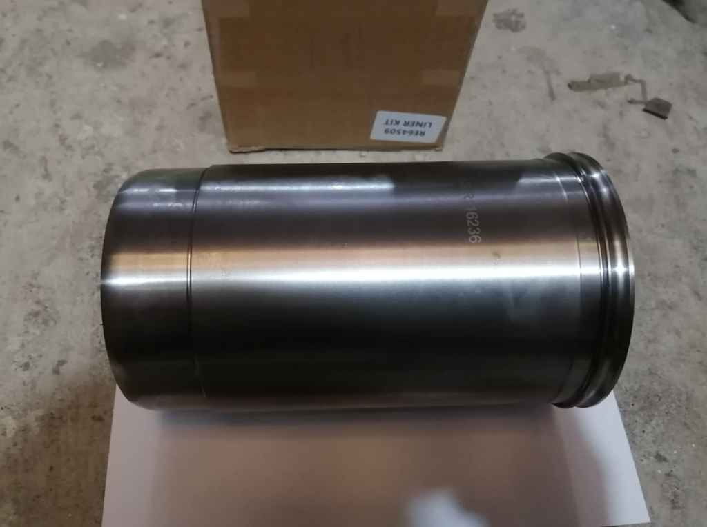 CYLINDER KIT WITH PISTON