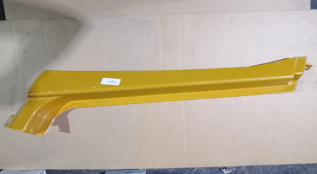 RAIL BONNET, UPPER RH YELLOW