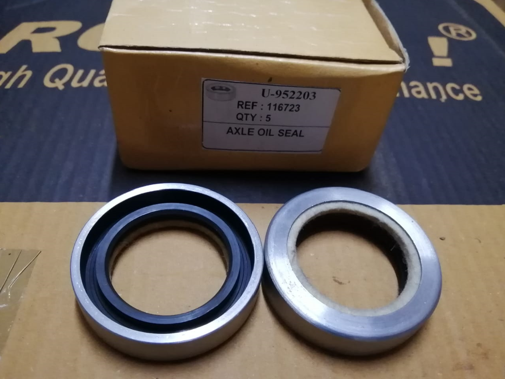 AXLE OIL SEAL