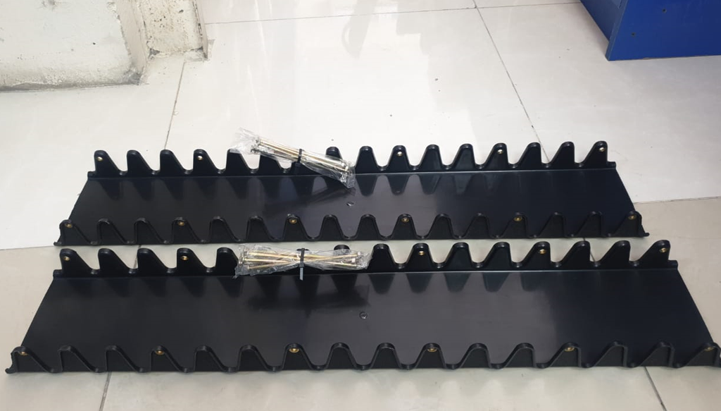 TRAY HOSE RETAINING 126MM WIDE