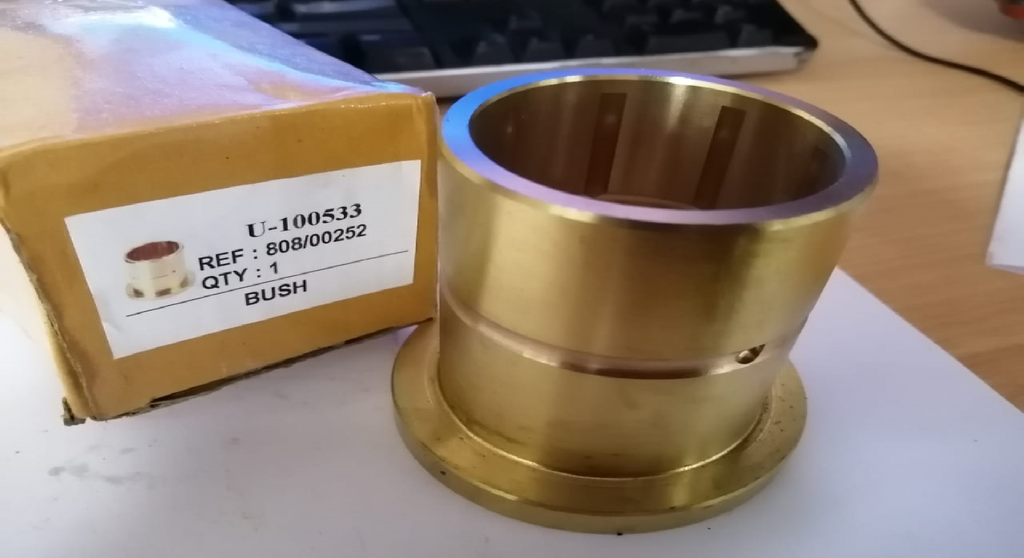 BUSH CENTER PIN REAR