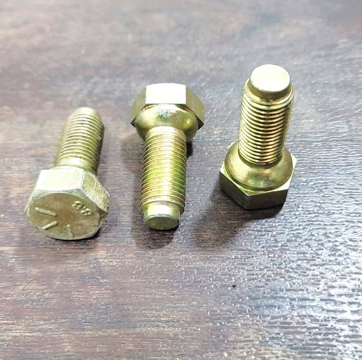WHEEL BOLT 2WD