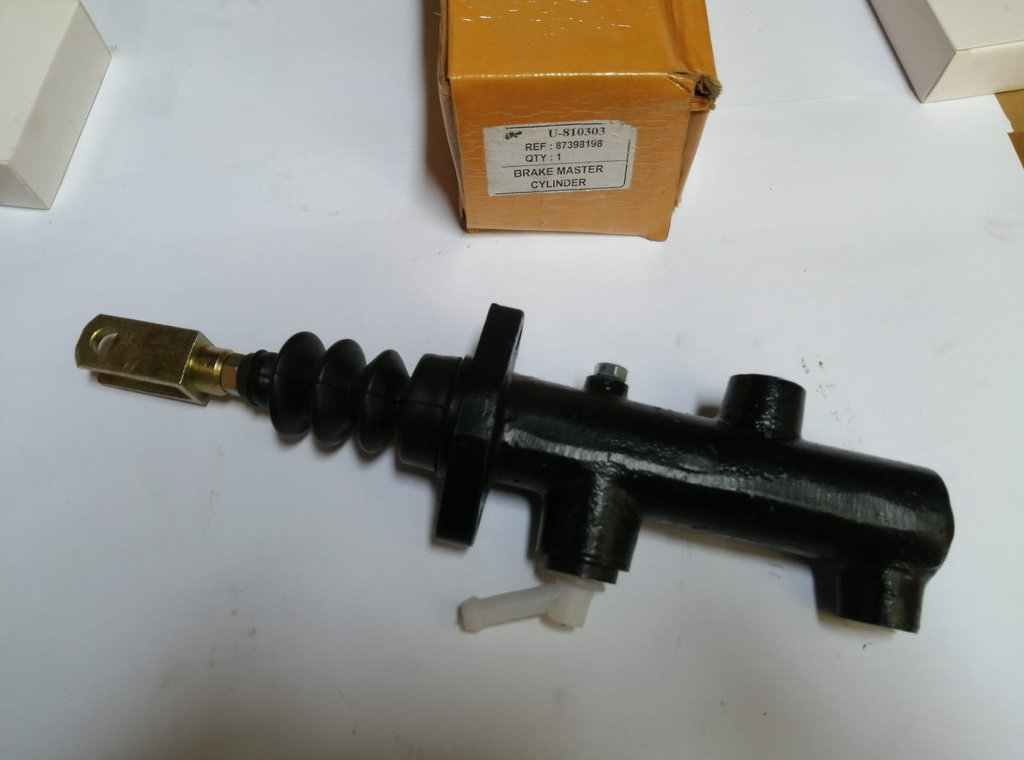 BREAK MASTER CYLINDER