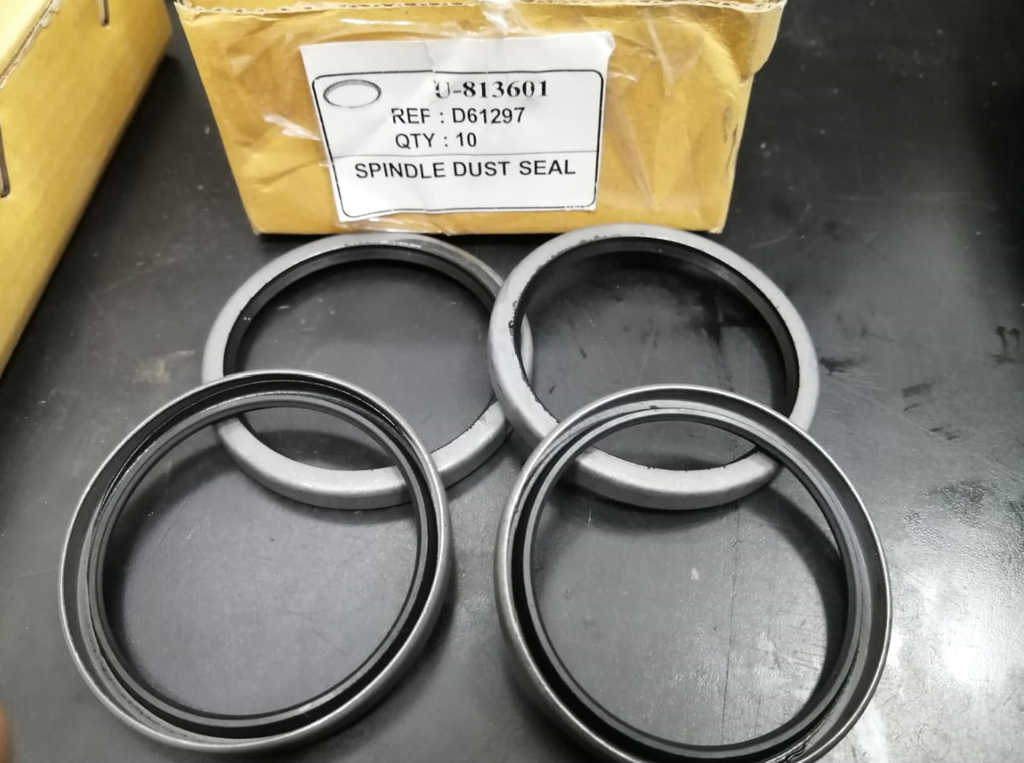 SPINDLE DUST SEAL
