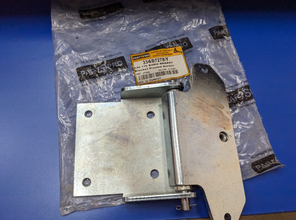 BRACKET PIVOTED ANCHOR