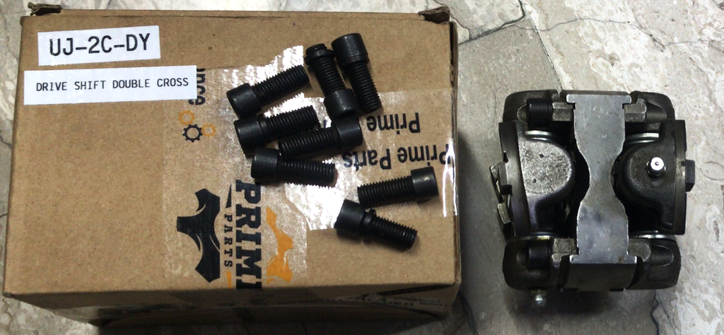 DRIVE SHAFT WITH CROSS