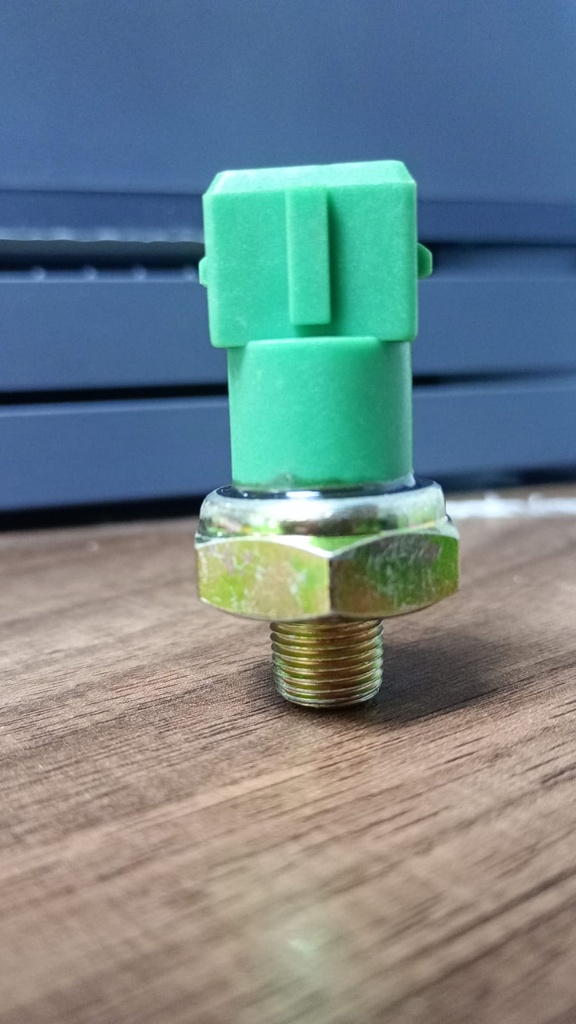 OIL PRESSURE SWITCH