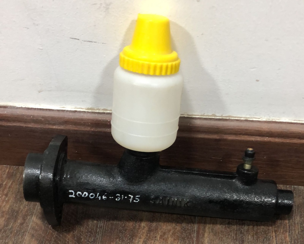 BREAK MASTER CYLINDER