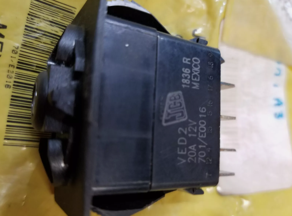 WORKLIGHT SWITCH BASE