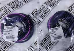 [JC991/00103P] SEAL KIT RAM BUCKET