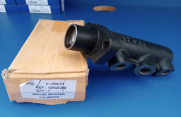 [PS15/920389] MASTER CYLINDER