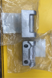 [PET418352] ALTERNATOR BRACKET