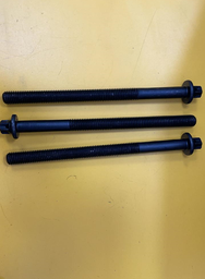 [PN320/02711] BOLT CYLINDER HEAD