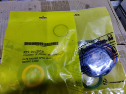 [IN991/20021] UNIVERSAL SEAL KIT