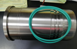 [S00002335+03] LINER KIT WITH SEAL 